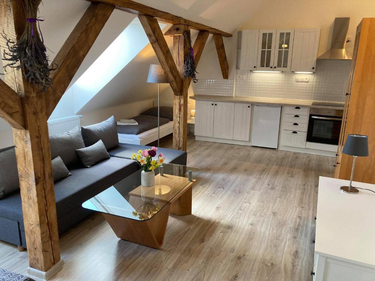 Apartmány pod Radhoštěm Rožnov pod Radhoštěm Esterno foto
