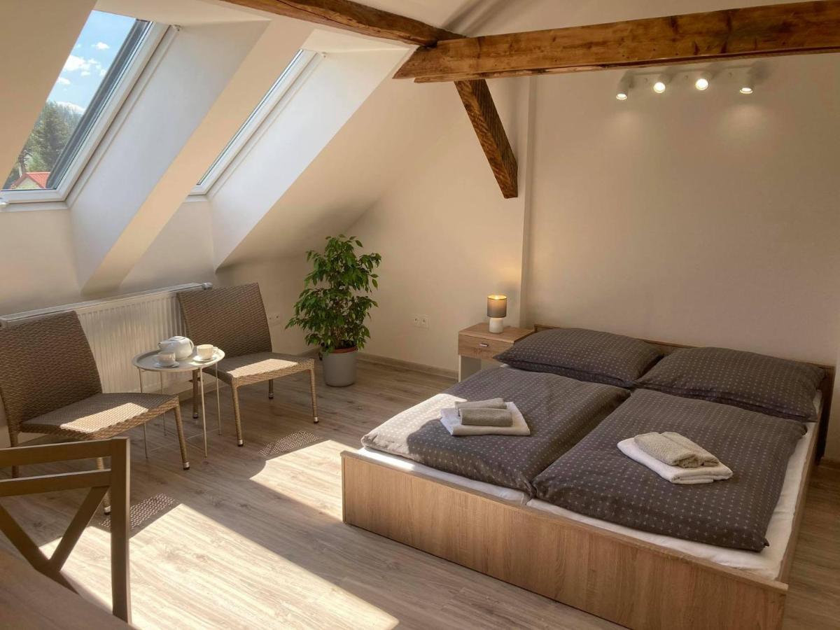 Apartmány pod Radhoštěm Rožnov pod Radhoštěm Esterno foto