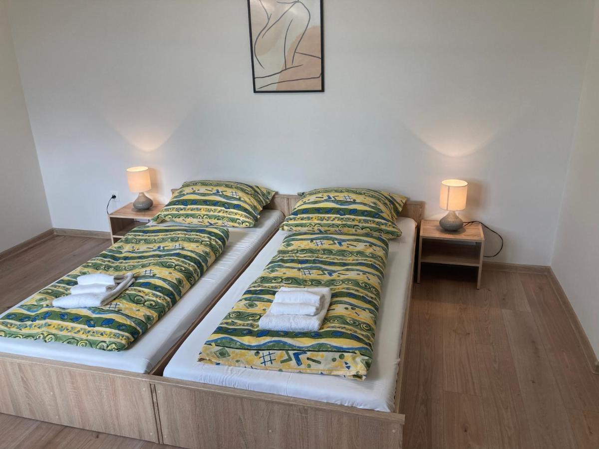 Apartmány pod Radhoštěm Rožnov pod Radhoštěm Esterno foto